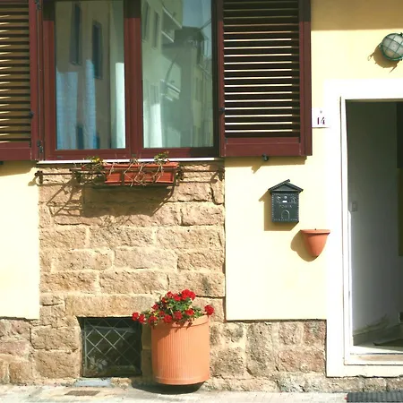 La Paonesa Bed & Breakfast *